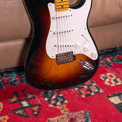 Fender Custom Shop LTD 70th Anniversary '54 Stratocaster NOS in Wide-Fade 2-Color Sunburst, Pre-Owned image 3
