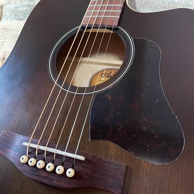 Art & Lutherie Americana Bourbon Burst QIT CW image 3