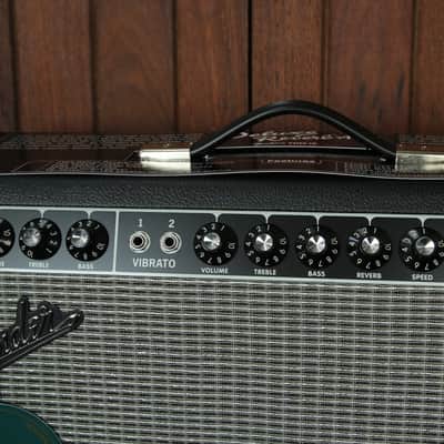 Fender '65 Deluxe Reverb Vintage Reissue Combo image 4