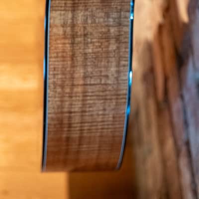 Martin MC-DSM Limited edition, Flamed Koa/Italian Alpine Spruce Mint Condition image 11