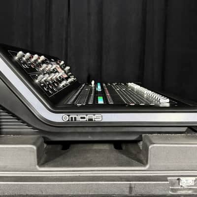 Midas M32 LIVE 40-Channel Digital MXR w. ROLLING ROADCASE image 4