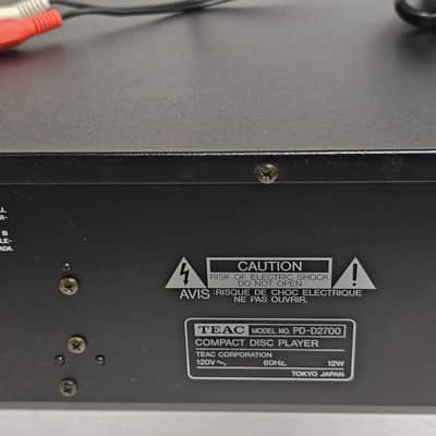 TEAC PD-D2700 5-Disc Compact Disc Player – 2000 – With RCA Cable image 7