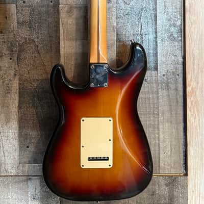 Fender Strat Plus with Rosewood Fretboard 1989 - Antique Burst image 4
