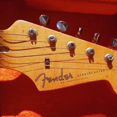 2016 NOS Fender Custom Shop 1958  Journeyman Relic Stratocaster in Chocolate 3 Tone Sunburst image 6