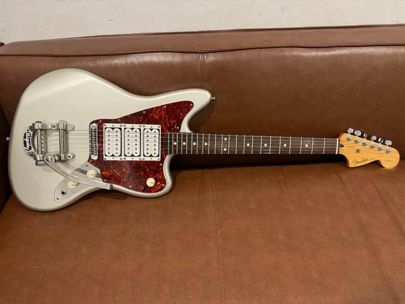 Fender Jaguar - Heavily Modified