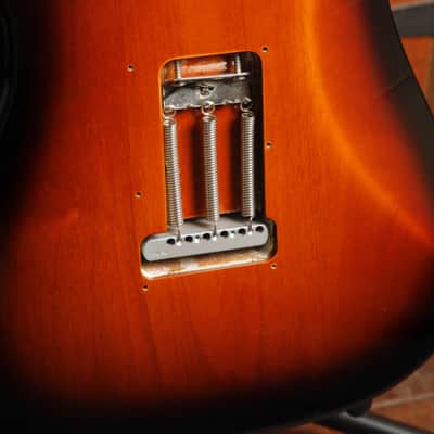 Fender American Special Stratocaster 2-Colour Sunburst Electric Guitar 2010 Pre-Owned image 15