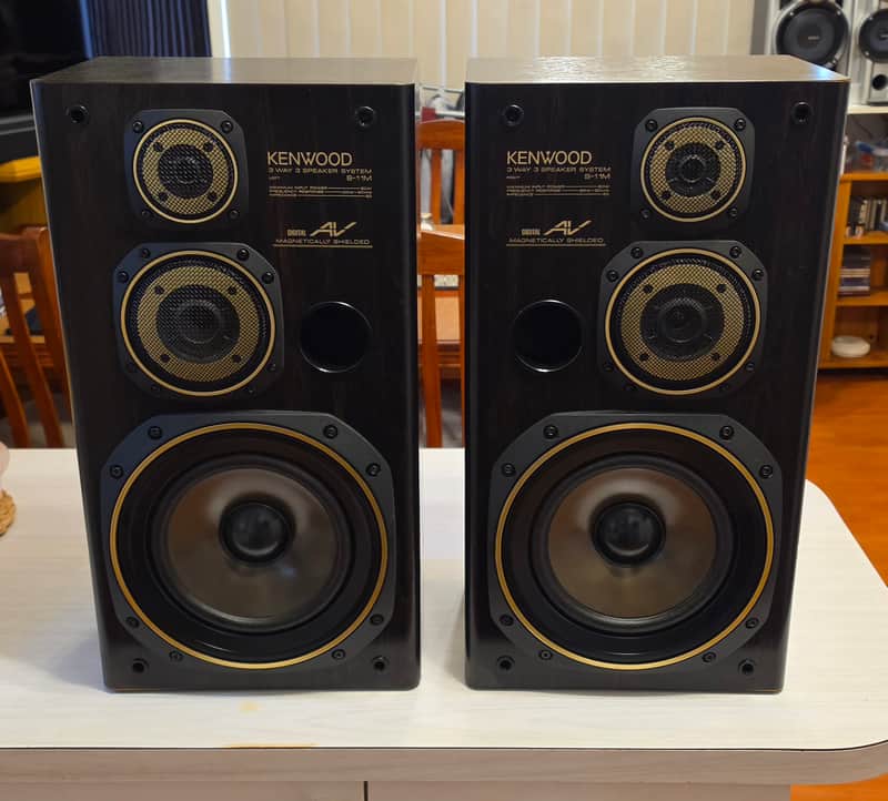VINTAGE KENWOOD 3 WAY SPEAKERS /8 OHM/MADE IN JAPAN image 1