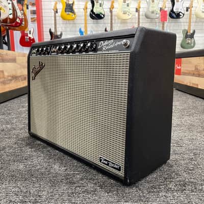Fender Tone Master Deluxe Reverb Electric Guitar Combo Amplifier, 100W, Black image 3