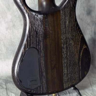Warwick Stuart Zender Signature image 5