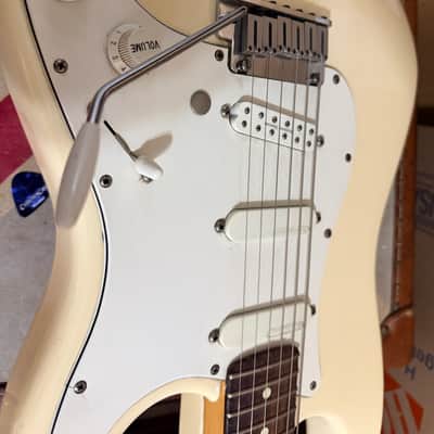 Fender Stratocaster Plus Rosewood Antique Electric Guitar image 7