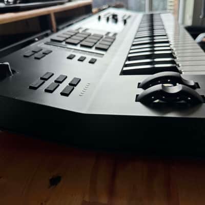 Akai MPC Key 61 Standalone Workstation Synthesizer image 9