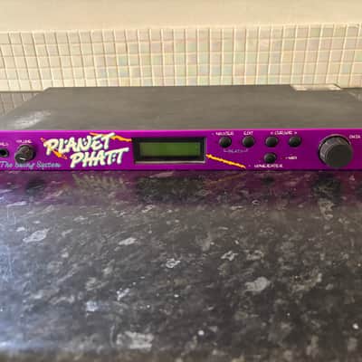 E-MU Systems Planet Phatt Rackmount 32-Voice Synthesizer 1997 - Pink