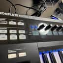 Native Instruments Komplete Kontrol S25 2010s - Black