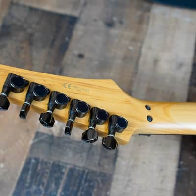 Ibanez PGM30-WH Paul Gilbert Signature with Lo TRS II Tremolo 1995 - 2002 - White image 6