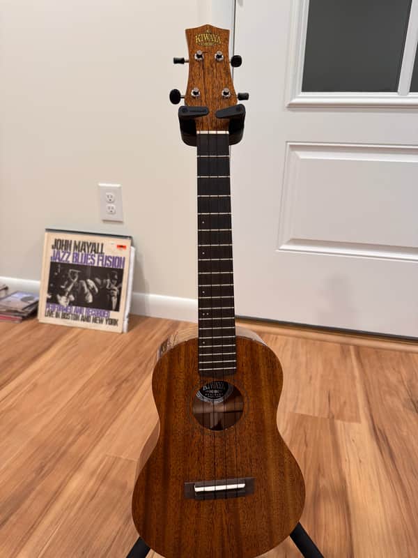 Kiwaya Kpt-1M/E Tenor Ukulele W Reunion Blues Case image 1
