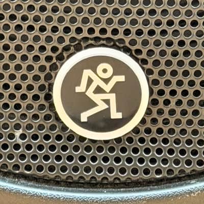 Mackie SRM450 v3 12" 1000W High-Definition Powered Loudspeaker (Single); Floor Example image 2