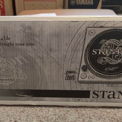 Stanton STR8-60 Turntable image 1