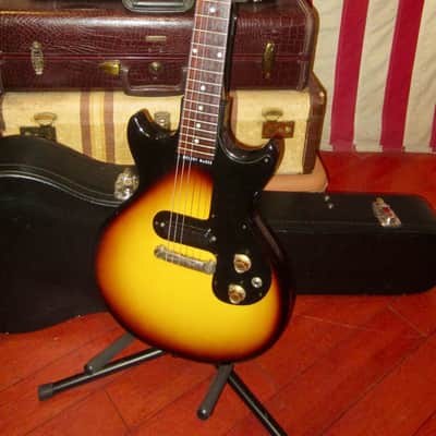 1964 Gibson Melody Maker Sunburst image 2