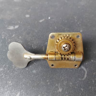 Fender Pre-CBS reverse bass tuners 60s (gold plated) complete w/ bushings and screws image 10