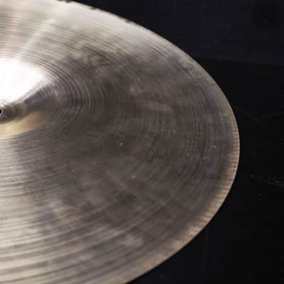 Zildjian USED ​​80s A Zildjian New Beat HiHat 14" pair [Top: 1024g / Bottom: 1418g] image 10