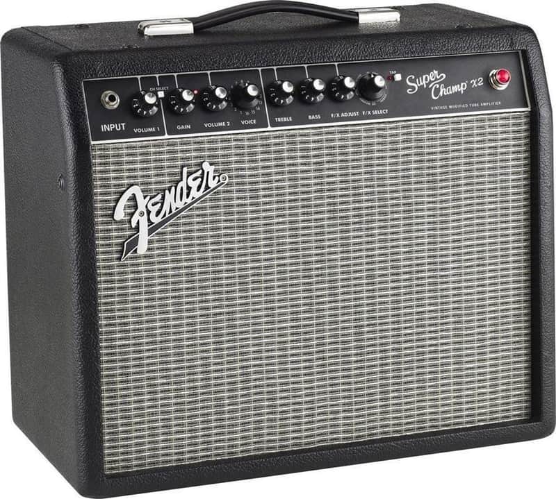 Fender Super Champ X2 2-Channel 15-Watt 1x10" Guitar Combo image 2