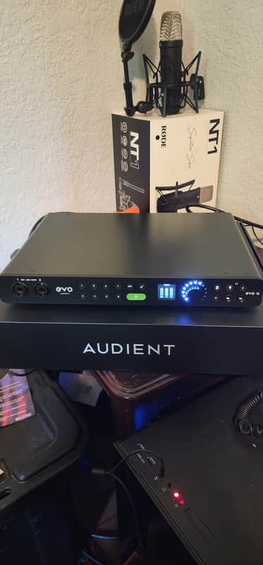 Audient EVO 16 USB Audio Interface 2022 - Present - Black image 1