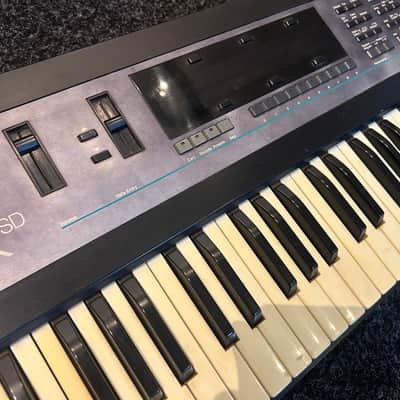 Ensoniq VFX SD Synthesiser (1989) image 3