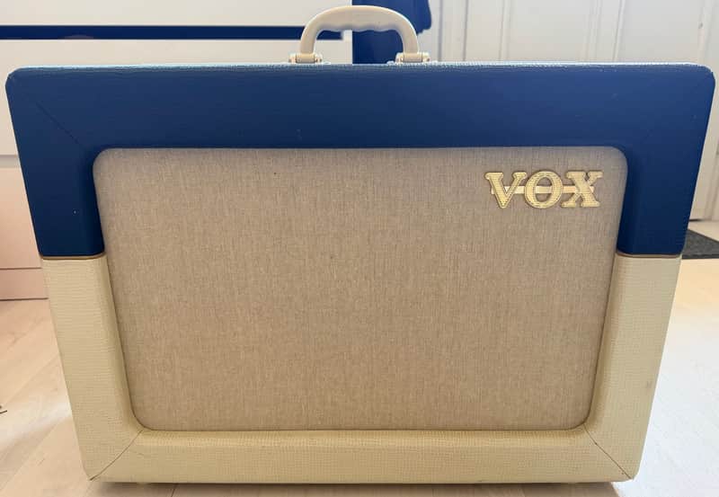 Vox AC15C1 TV-BC Limited Edition 2-Channel 15-Watt 1x12" Guitar Combo 2014 - Blue and Cream image 1
