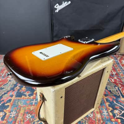 Fender USA Stratocaster 3 Tone Sunburst w/TBX - 1987 image 17