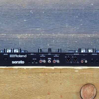 Roland DJ-505 DJ Controller Two-channel Four-Deck Controller for Serato DJ Pro image 6