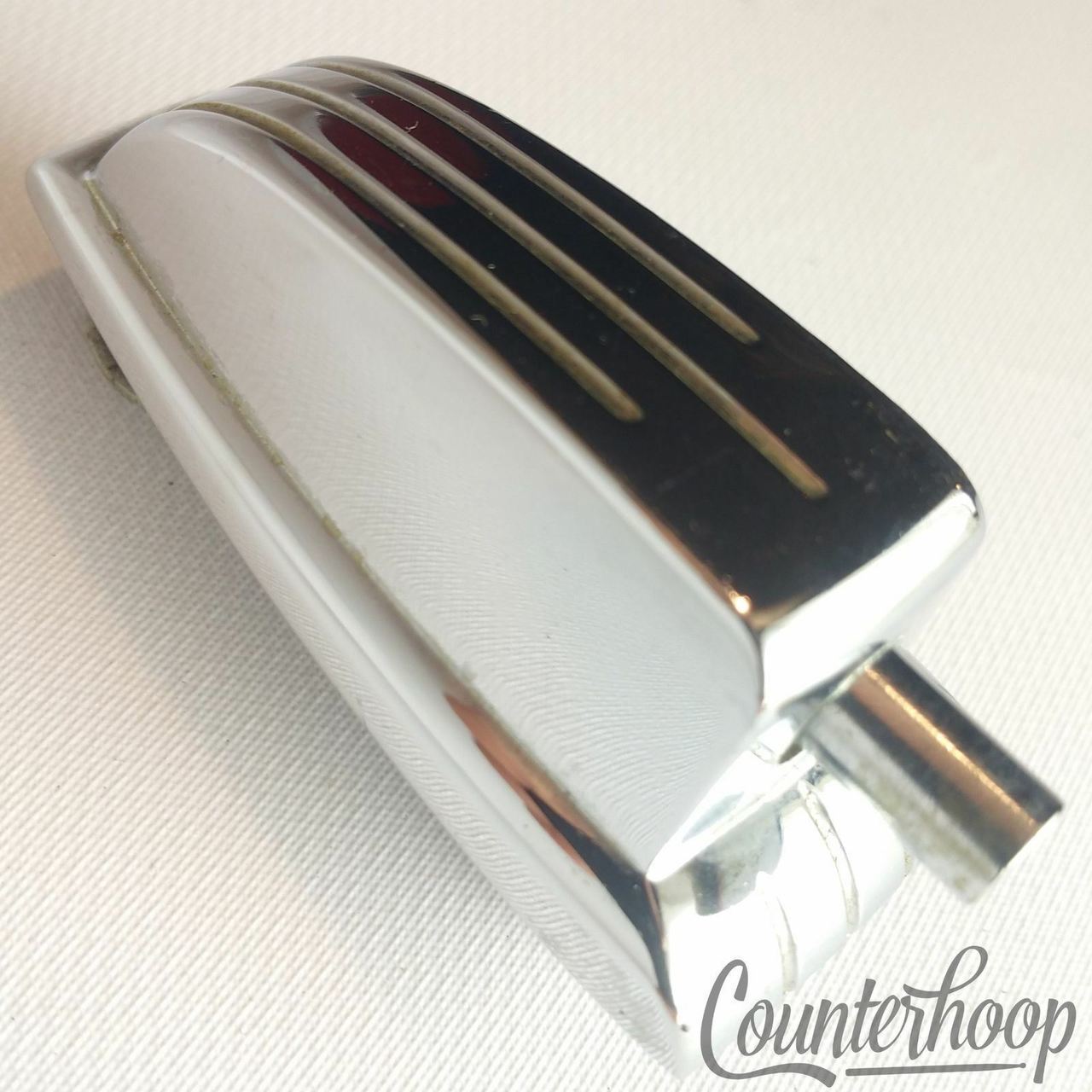Ludwig Bass Drum/Floor Tom Lug Vintage Chrome Long Swivel Large Classic 60s USA — main photograph