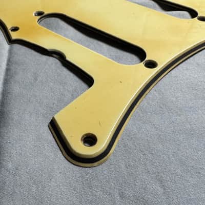 Vintage USA 54 8 Hole 50's Fender Stratocaster 56 Vintage Pickguard Celluloid / Nitrate Mint Green 1954 thru 58 RI image 4