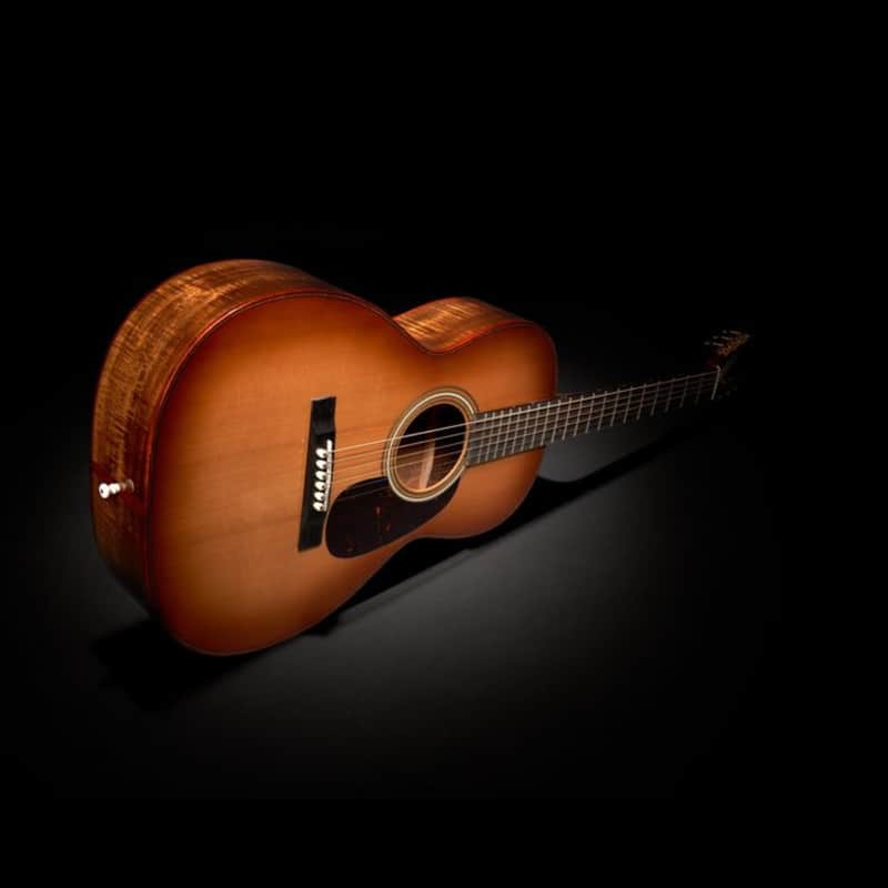 The Martin Reverb Select Custom 00-12 Tasmanian Blackwood