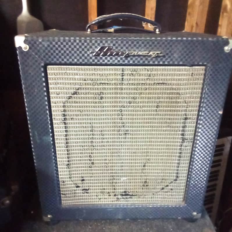 Ampeg Rocket Bass Model B-100R 100-Watt 1x15