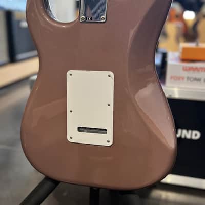 Fender Vintera '60s Stratocaster Modified with Pau Ferro Fretboard - Burgundy Mist Metallic image 8
