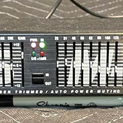 Alesis M-EQ-230 stereo 1/3 octave EQ - Mid-90's - Black image 1