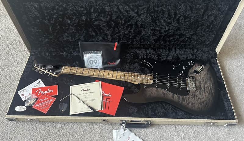 Fender QMT Pale Moon Ebony Stratocaster 2019 - Transparent Black Burst Plus Top image 1