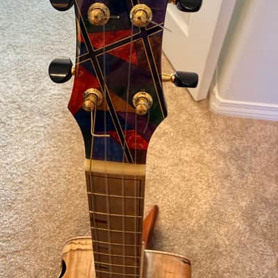 Hozen Green Label German Spruce/Spalted Maple Tenor Ukulele 2026 image 3