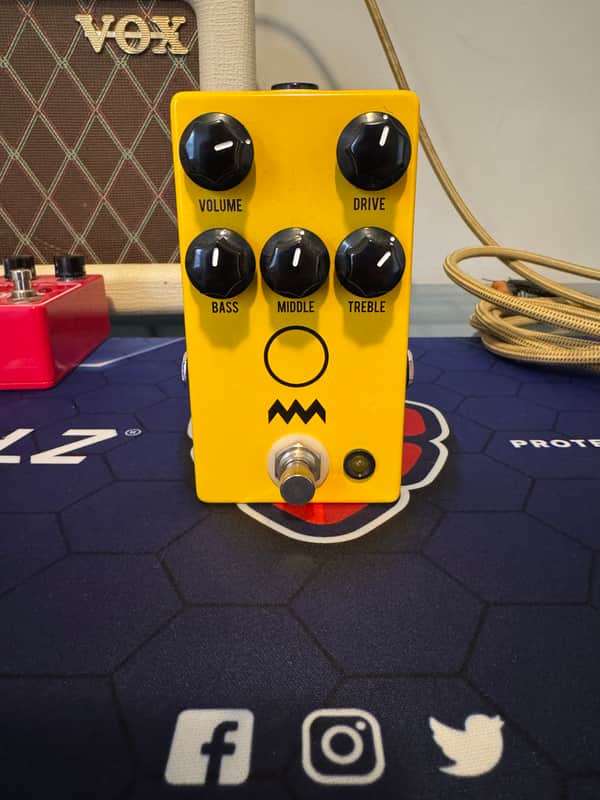 JHS Charlie Brown V4