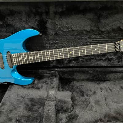 USA  Vintage Kramer Proaxe Deluxe 1989 Candy Blue, Seymour Duncans, Original Floyd Rose OHSC VG image 2