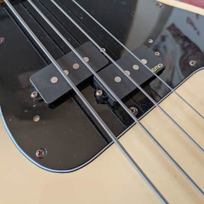 Fernandes Precision 1978 - Stone Logo image 12