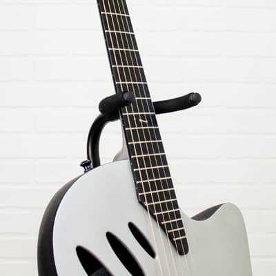 Preowned Ovation Celebrity CC54 iDea Acoustic Electric Guitar - Silver image 9
