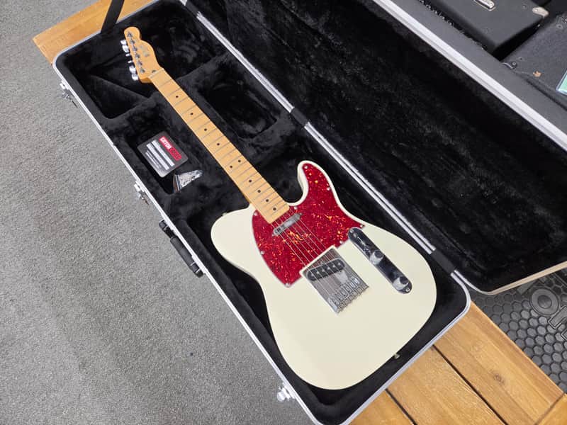 Fender Standard Telecaster 1998 - 2005 | Reverb Canada