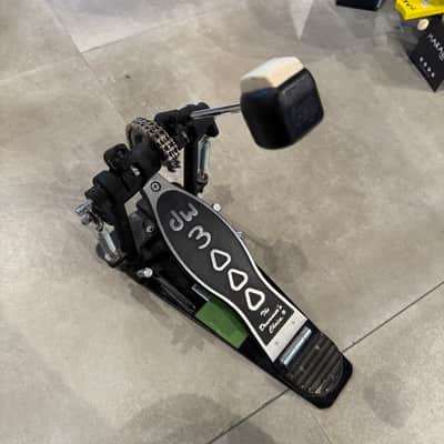 DW 3000 Series Single Bass Drum Pedal image 1