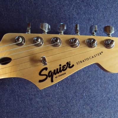 Scalloped Squier SONIC Stratocaster HSS coralred  with Tremolo and  maple Fretboard ,playing ala Yngwie,Ritchie and CO! image 3