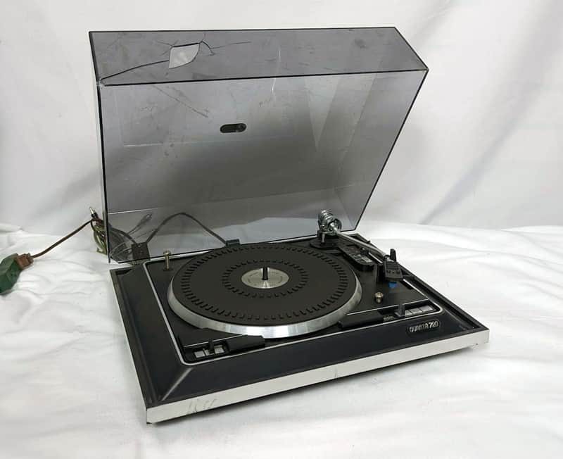 Vintage Yorx Quanta 720 BSR Direct Drive Turntable image 1