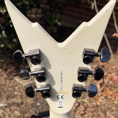 2007 Dean Dimebag Darrell Signature Razorback V White/Black Flying Dime Pantera image 8