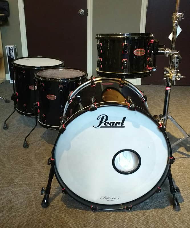 Pearl Reference Red Line image 1