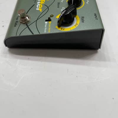 Seymour Duncan SFX-07 Shape Shifter Tap Tremolo Rare Guitar Effect Pedal image 4