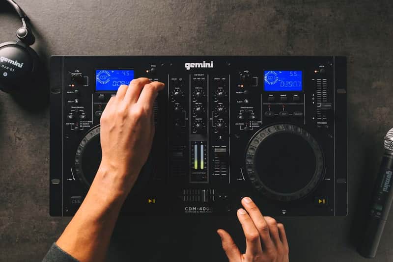 Gemini CDM-4000 MP3/CD/USB Dual DJ Media Player w. Mixer 2010s w. Carry Case image 1
